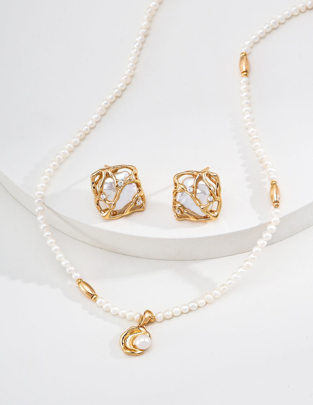 Crescent Moon Pearl Necklace | 925 Sterling Silver