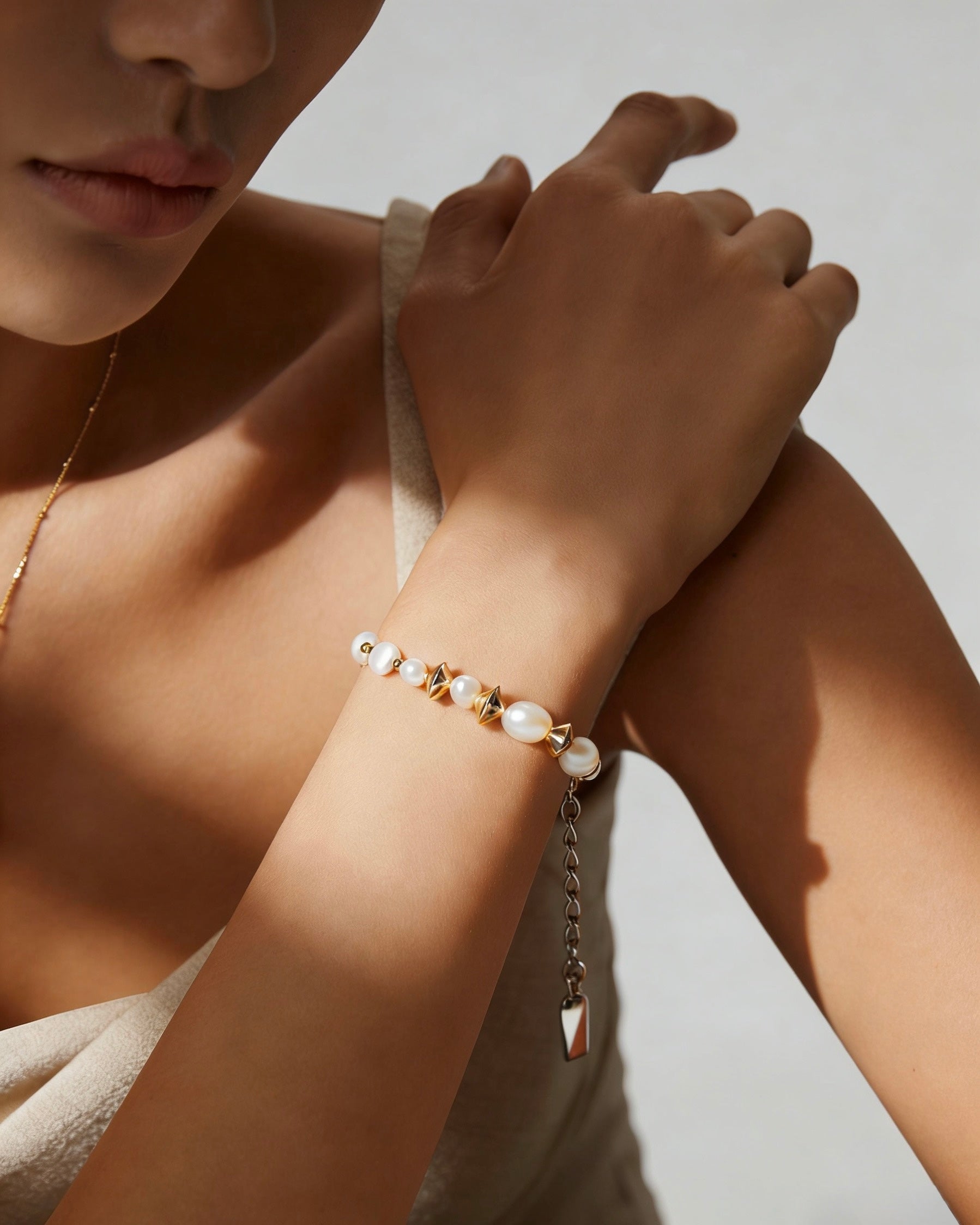 Graduated Baroque Pearl Bracelet | 925 Sterling Silver with 18K Gold Plating