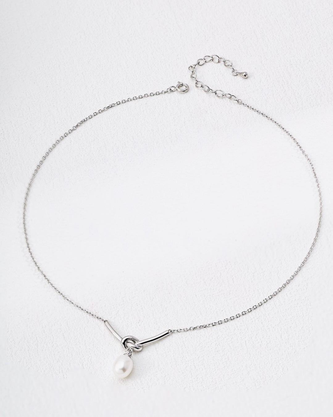 Knot of Light Pearl Necklace | 925 Sterling Silver