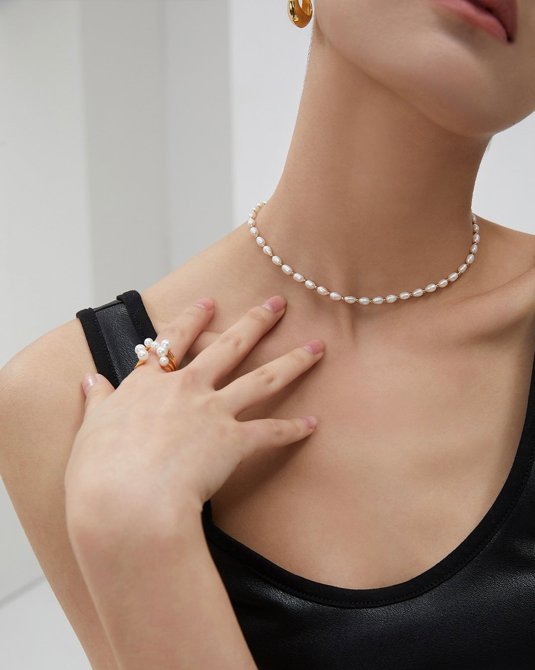 Shell Pearl Blossom Ring | 925 Sterling Silver with White Gold or Antique Gold Finish